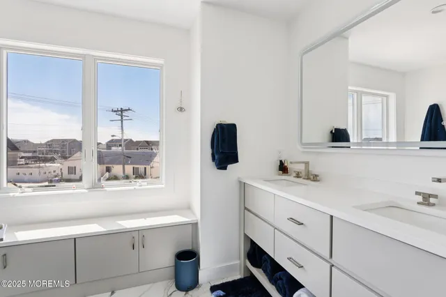 $1,600,000 | 1195 Walter Boulevard, Beach Haven West, NJ 08050