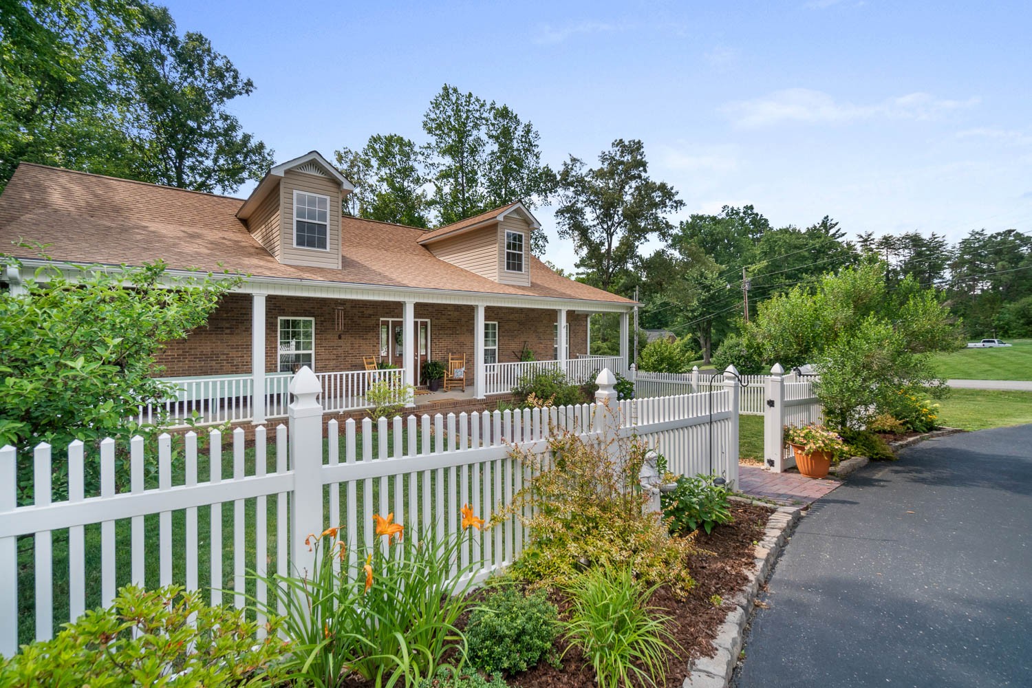 1170 Mt Vernon Road Cookeville, TN 38501 - Photo 1 of 42 Gallery Image 1