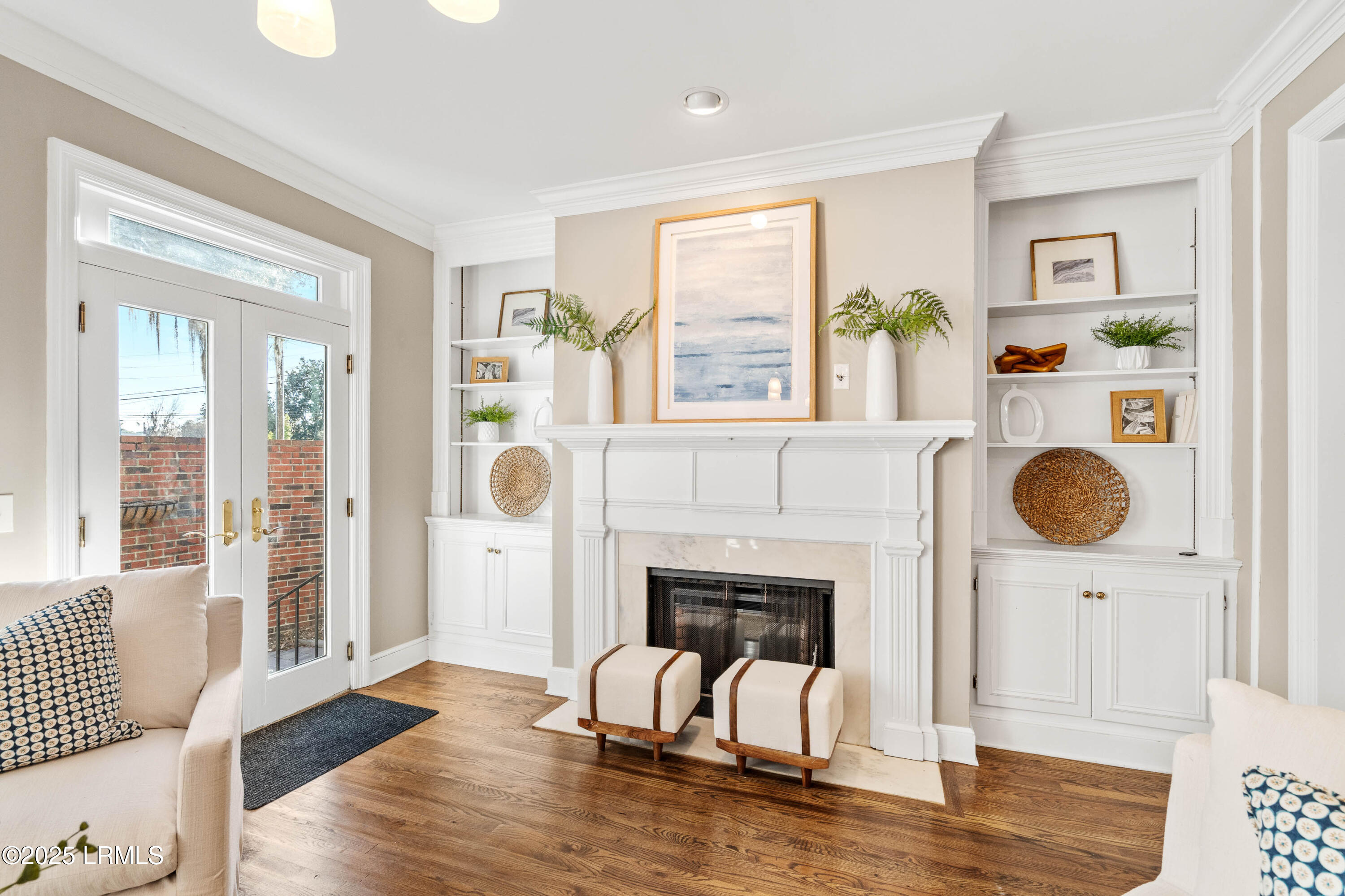 895 Ribaut Road, Unit 8 Beaufort, SC 29902 - Photo 17 of 48 Beautiful wood floors
