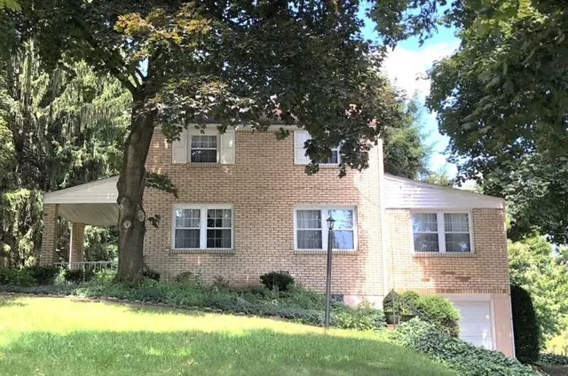 $225,000 | 16 Glenview Avenue, Greensburg, PA 15601