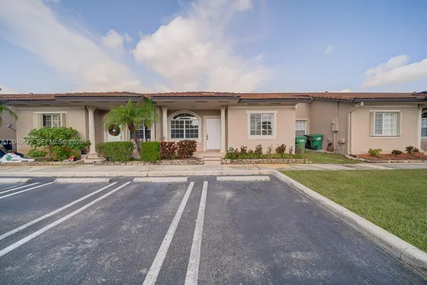 $2,700 | 13801 Southwest 170th Terrace, Miami, FL 33177