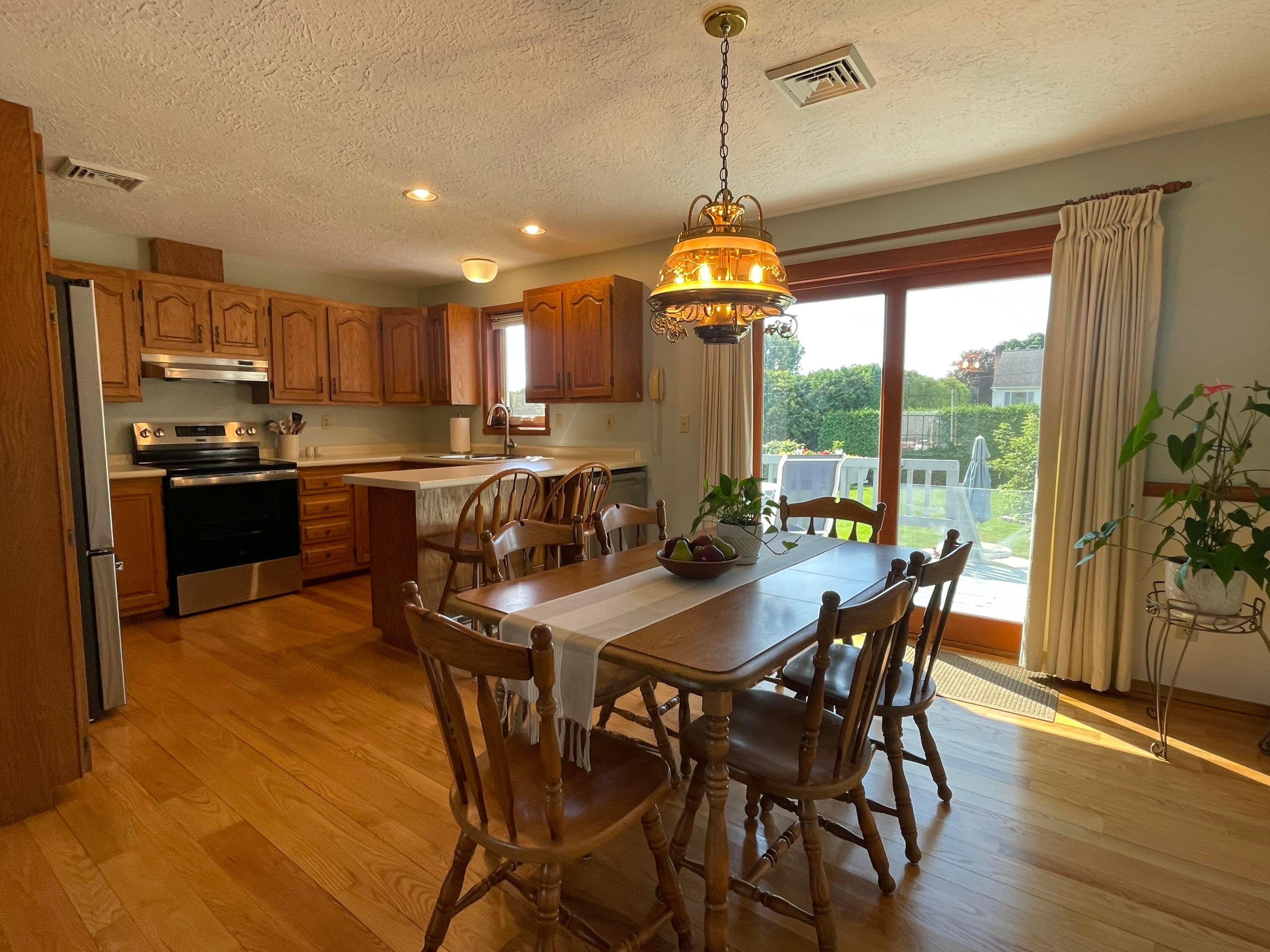9 Tom Miller Road Plattsburgh, NY 12901 - Photo 5 of 29 Gallery Image 5