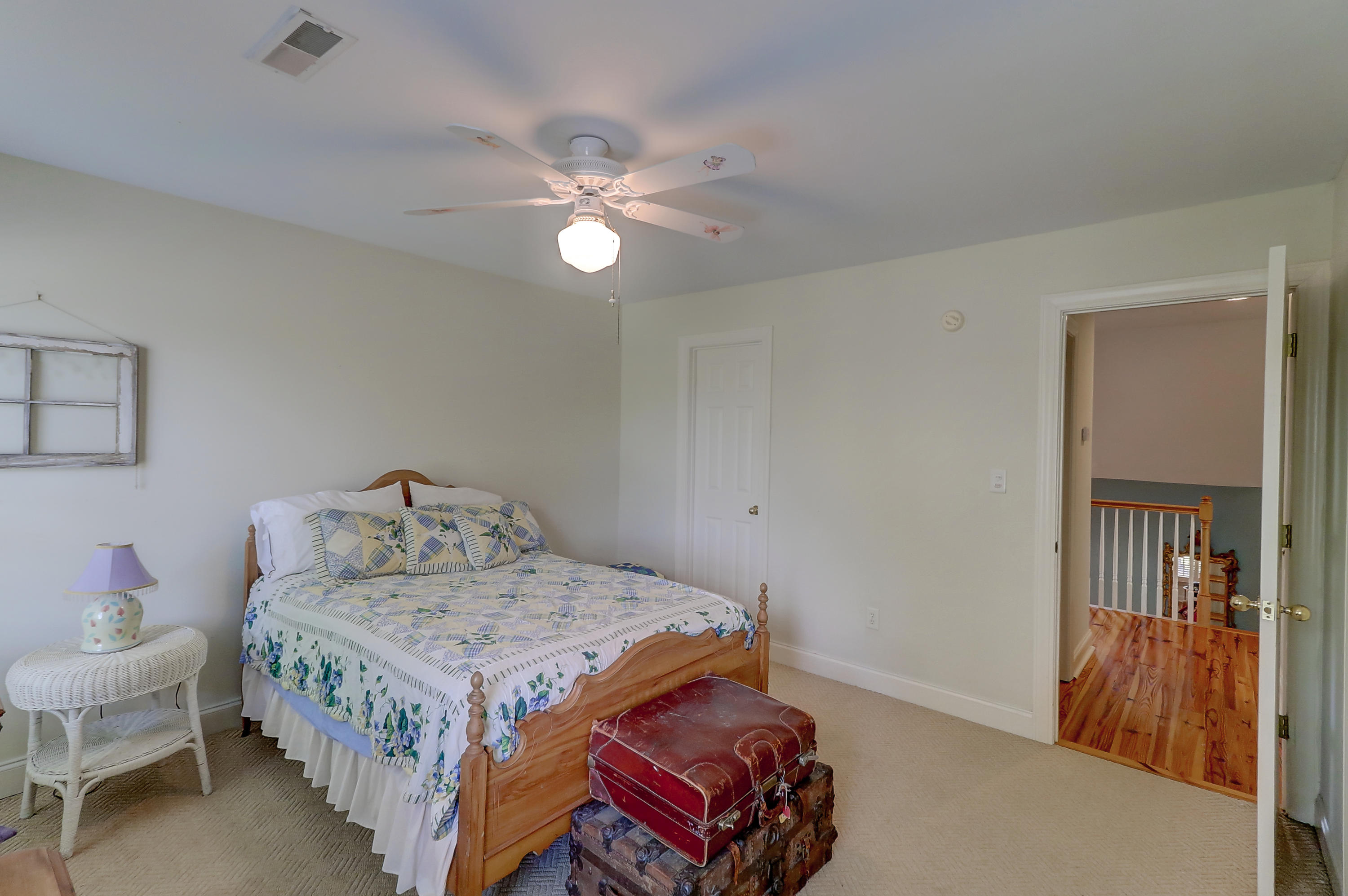 2054 Wappoo Hall Road Charleston, SC 29412 - Photo 18 of 28 2054 Wappoo (37)