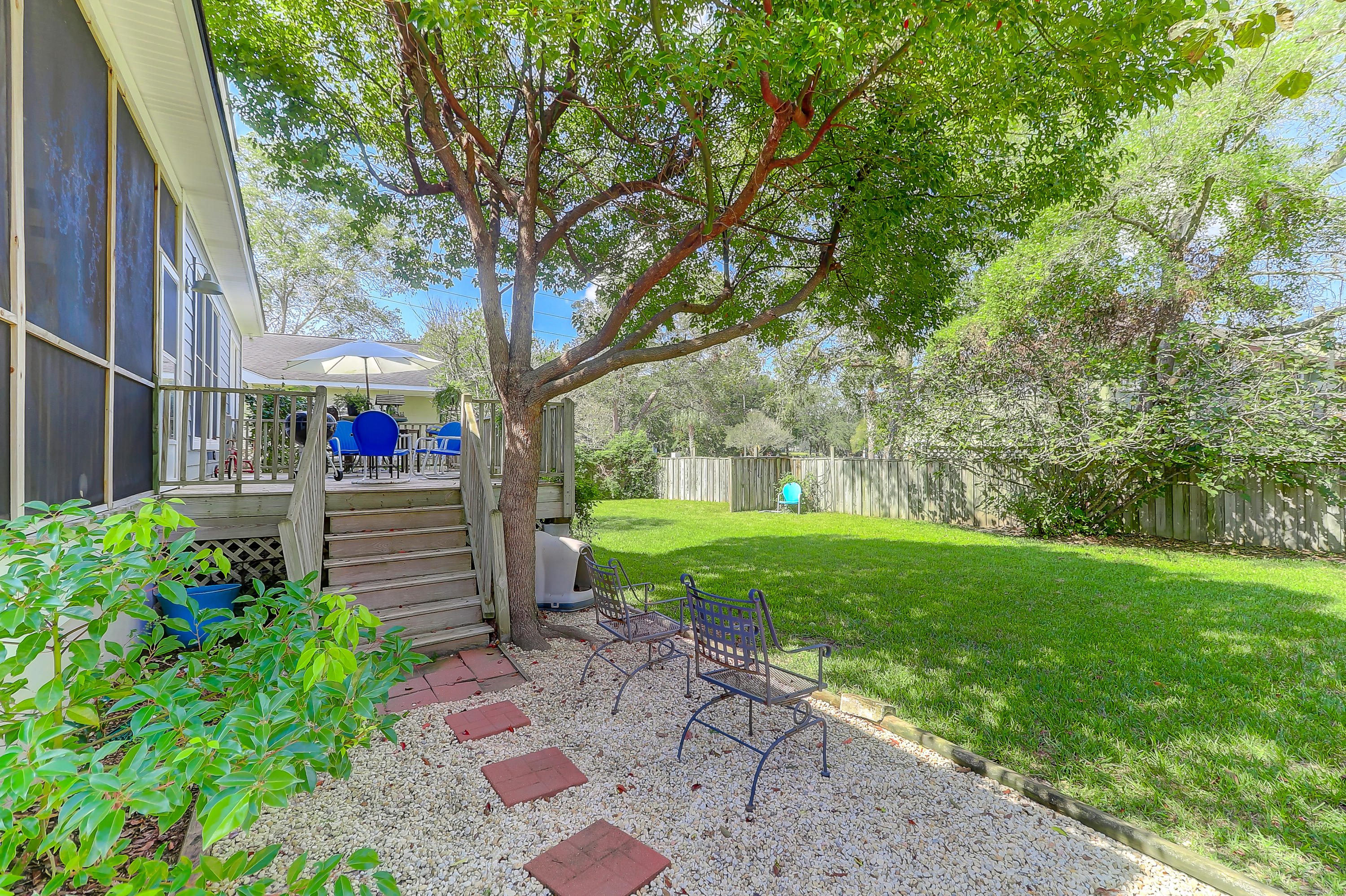 2054 Wappoo Hall Road Charleston, SC 29412 - Photo 24 of 28 2054 Wappoo (14)