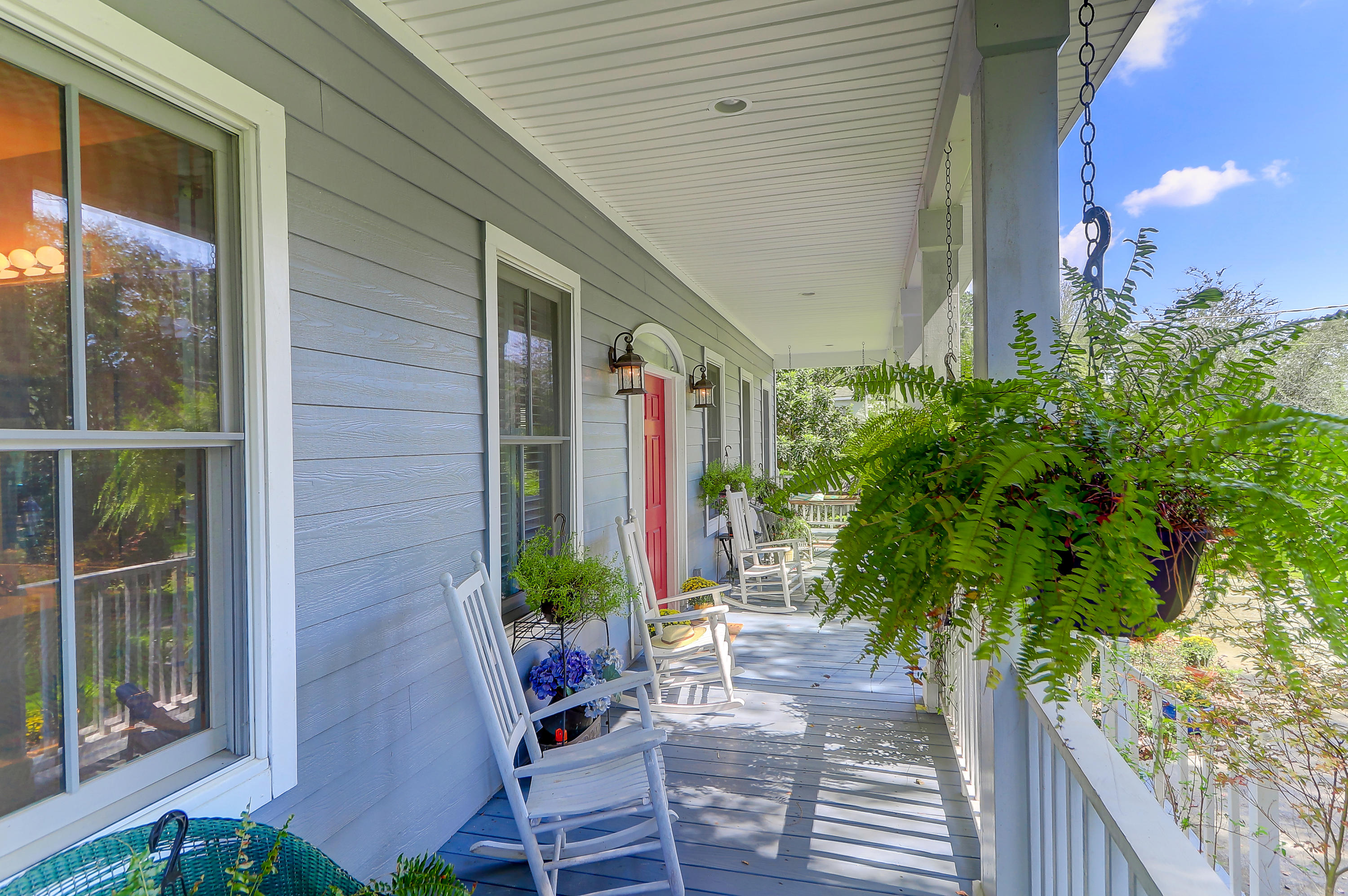2054 Wappoo Hall Road Charleston, SC 29412 - Photo 4 of 28 2054 Wappoo (5)