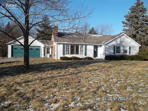 5522 Howe Road Grand Blanc, MI 48439 - Photo 1 of 11 20166554.JPG