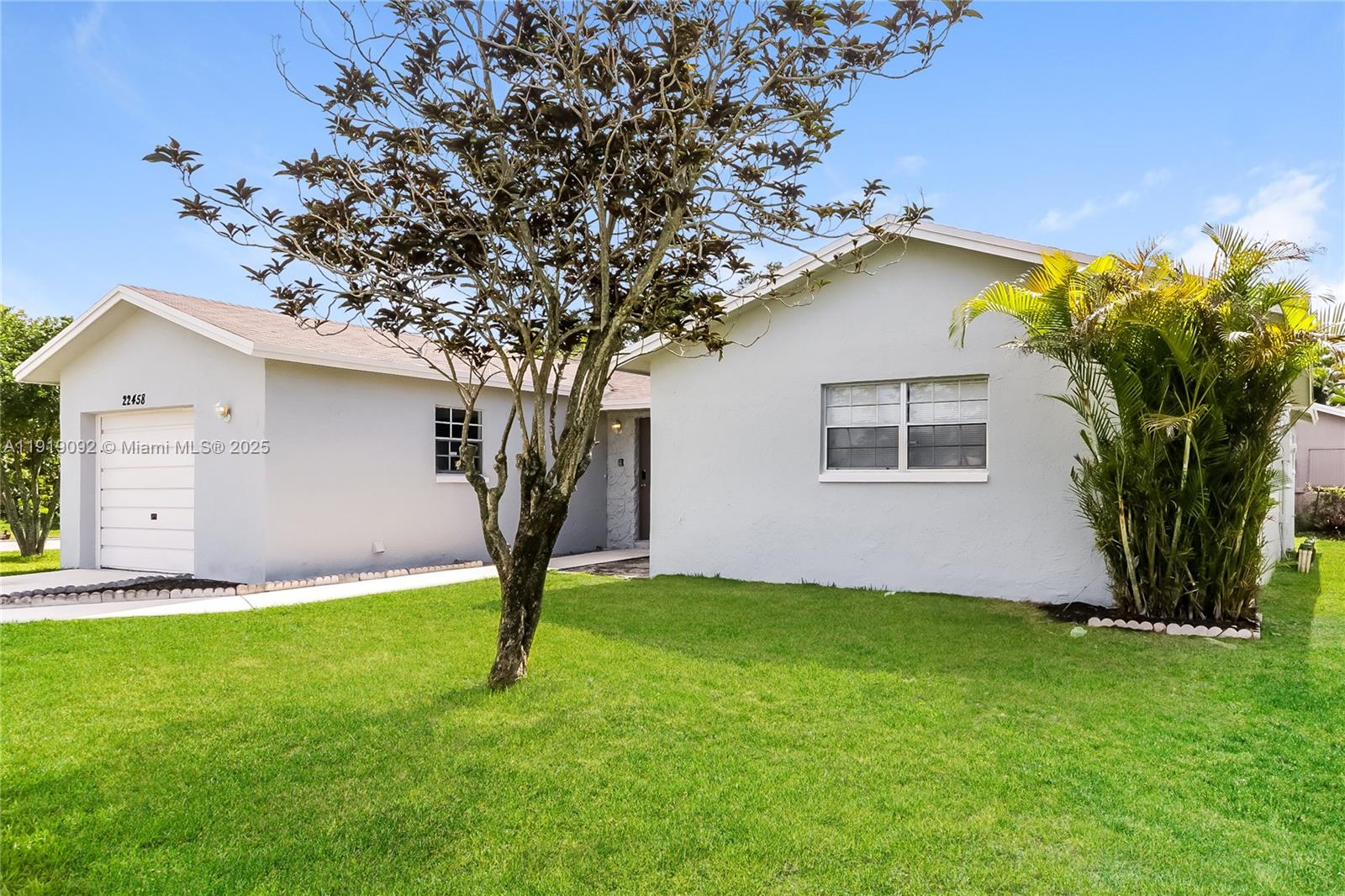 22458 Southwest 56th Avenue Boca Raton, FL 33433 - Photo 2 of 16