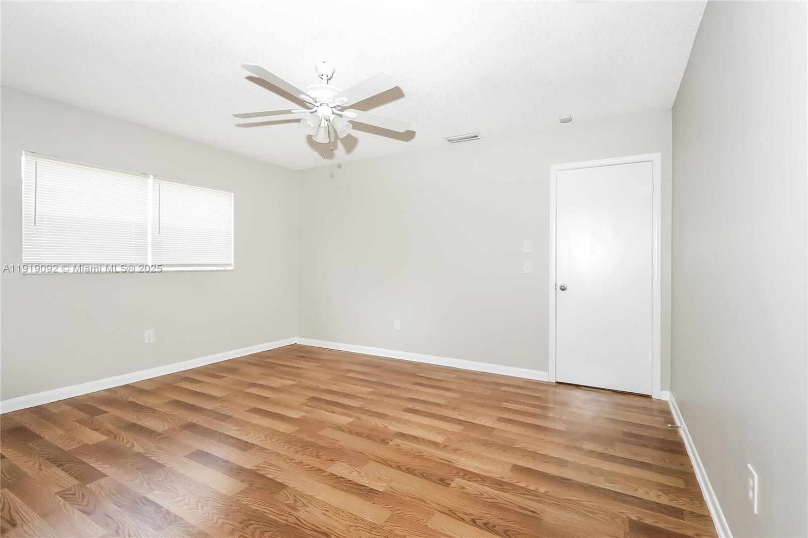 22458 Southwest 56th Avenue Boca Raton, FL 33433 - Photo 7 of 16