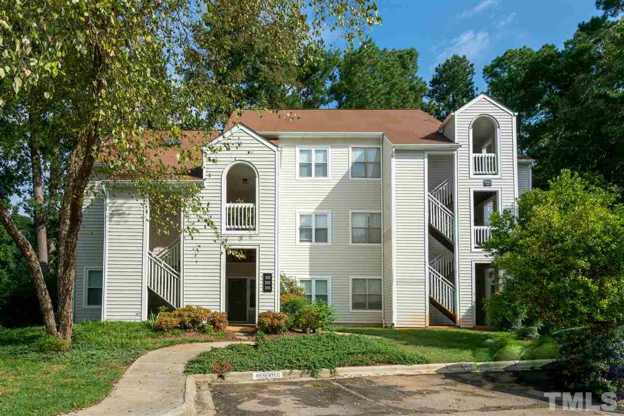 6010 Winterpointe Lane, Unit 102 Raleigh, NC 27606 - Photo 1 of 22 Gallery Image 1