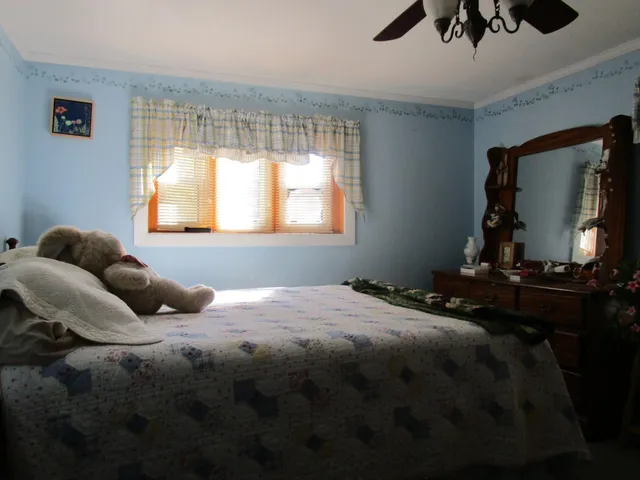 $370,000 | 146 East Main Street, Paris, ME 04281