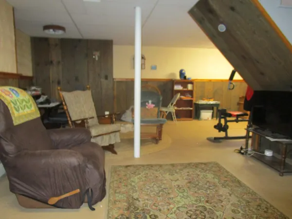 $370,000 | 146 East Main Street, Paris, ME 04281