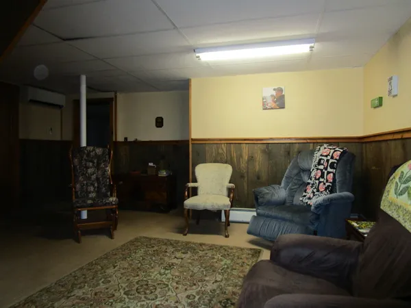 $370,000 | 146 East Main Street, Paris, ME 04281