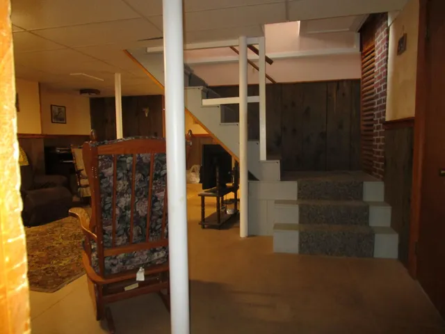 $370,000 | 146 East Main Street, Paris, ME 04281