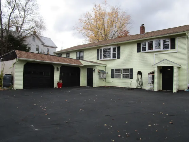 $370,000 | 146 East Main Street, Paris, ME 04281