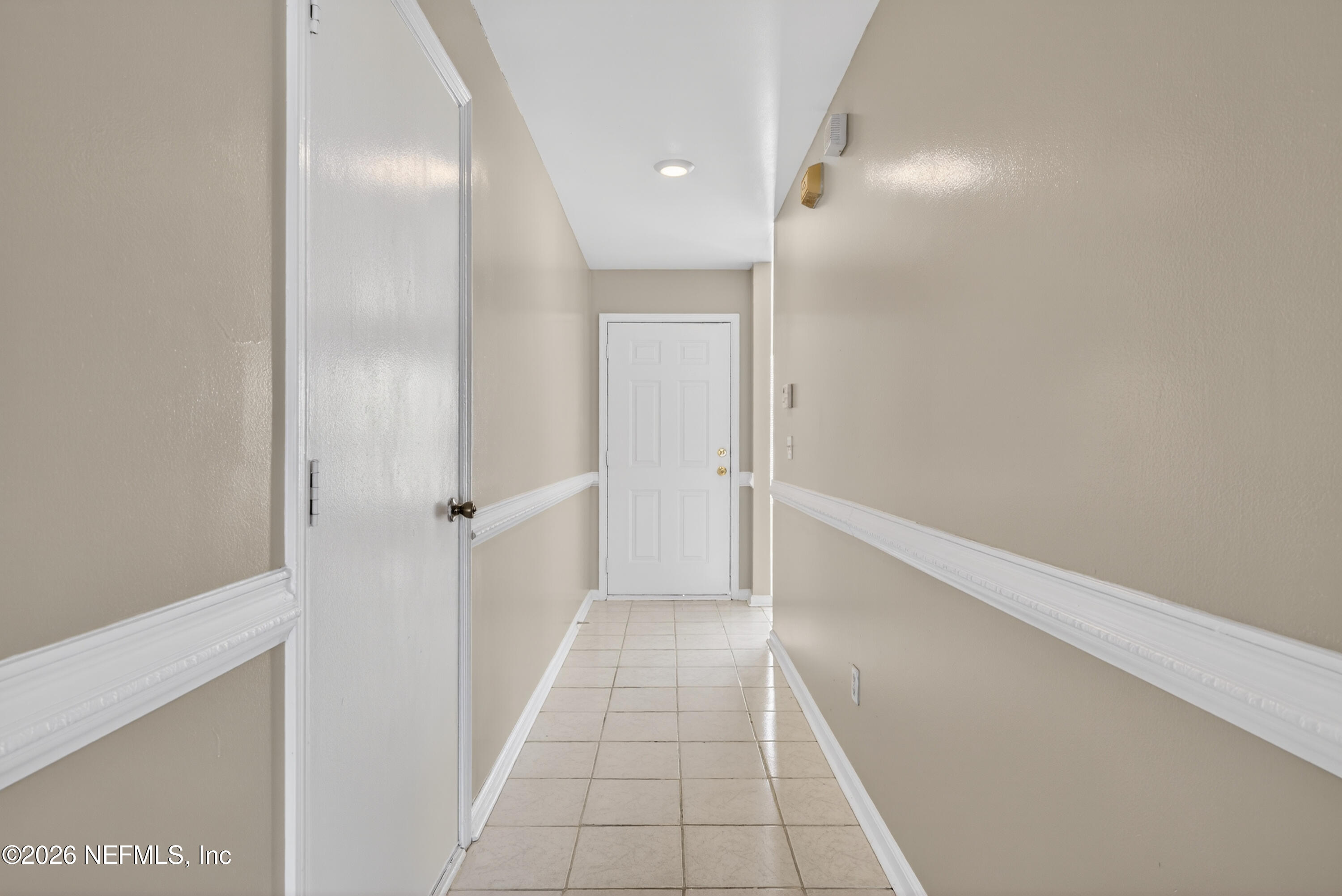 8745 Buzz Court Jacksonville, FL 32216 - Photo 3 of 23 a view of a hallway