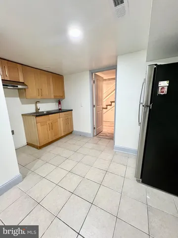 $3,500 | 201 Highland Avenue, Rockville, MD 20850