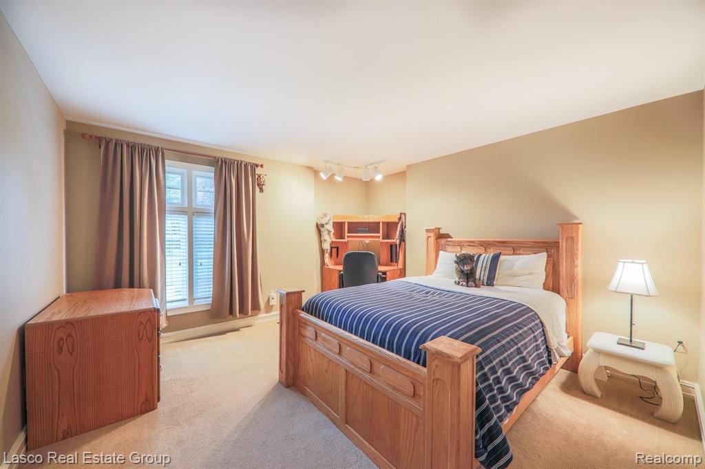 13520 White Lake Road Fenton, MI 48430 - Photo 33 of 66
