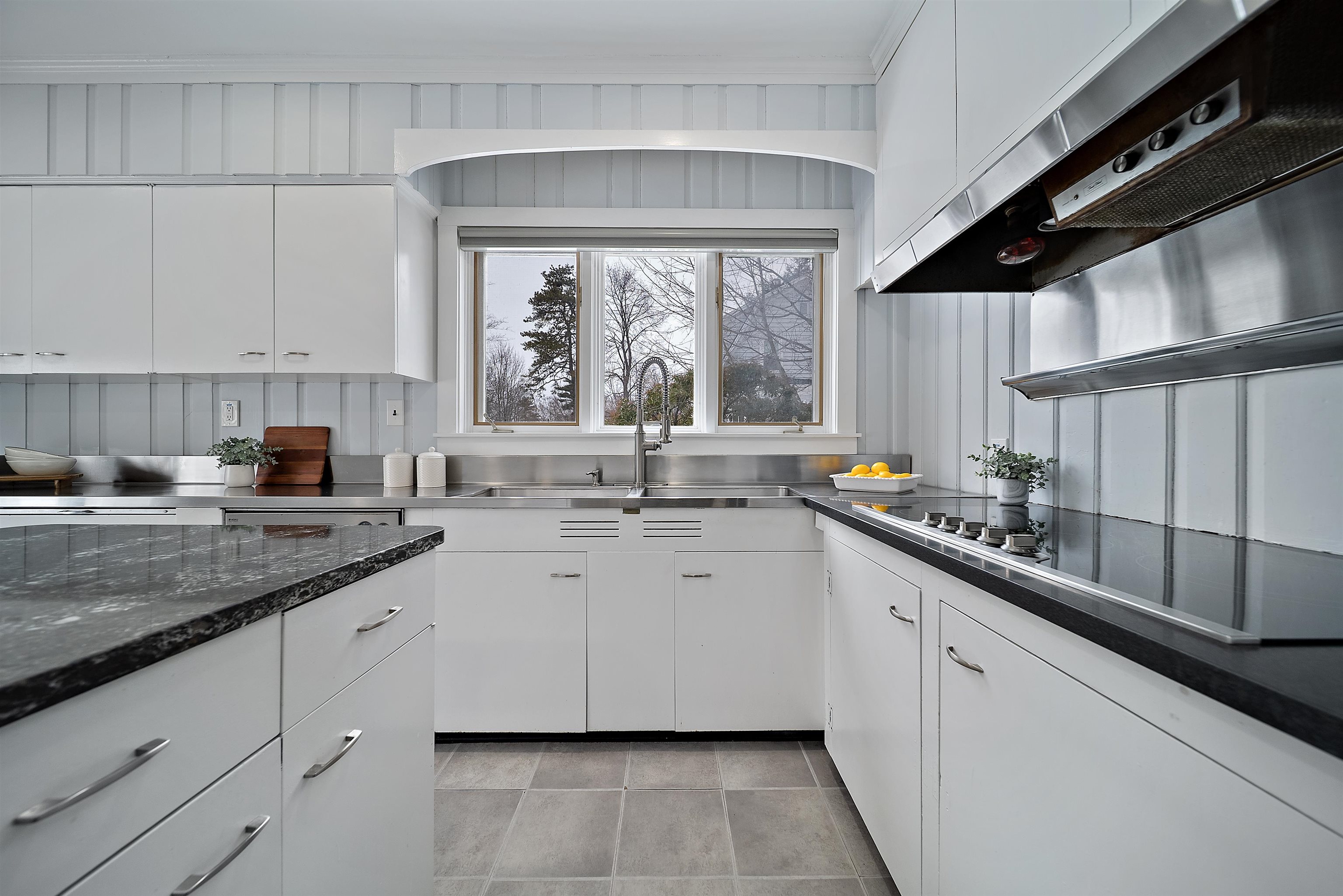 397 Main Street Nashua, NH 03060 - Photo 13 of 50