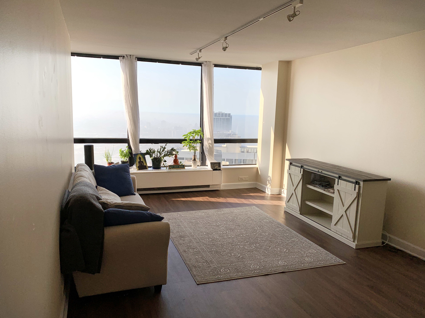 5415 North Sheridan Road, Unit 4709 Chicago, IL 60640 - Photo 8 of 16
