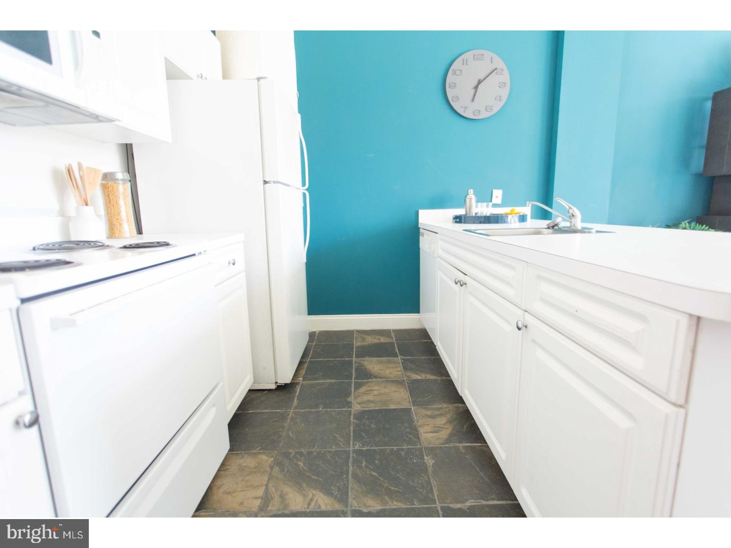 2121 Market Street, Unit 515 Philadelphia, PA 19103 - Photo 12 of 25