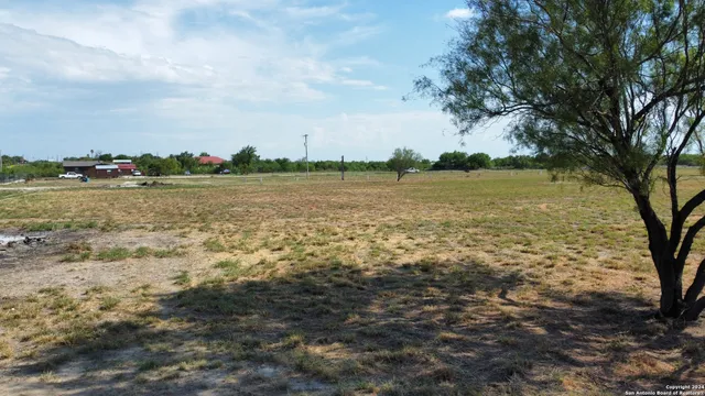 $220,000 | 4303 Highway 83, Crystal City, TX 78839