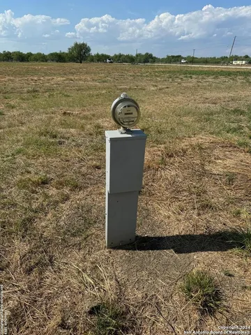 $220,000 | 4303 Highway 83, Crystal City, TX 78839