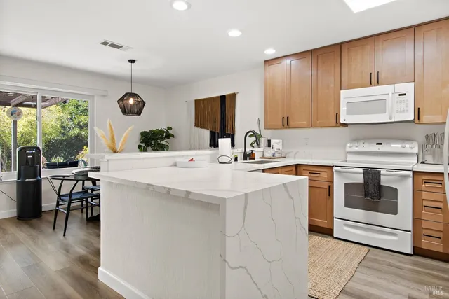 $935,000 | 407-413 Rinconada Court, Benicia, CA 94510