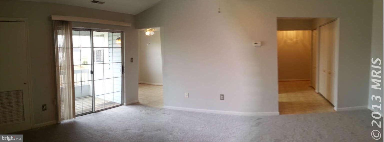 8561 Falls Run Road, Unit J Ellicott City, MD 21043 - Photo 3 of 23 Living Room