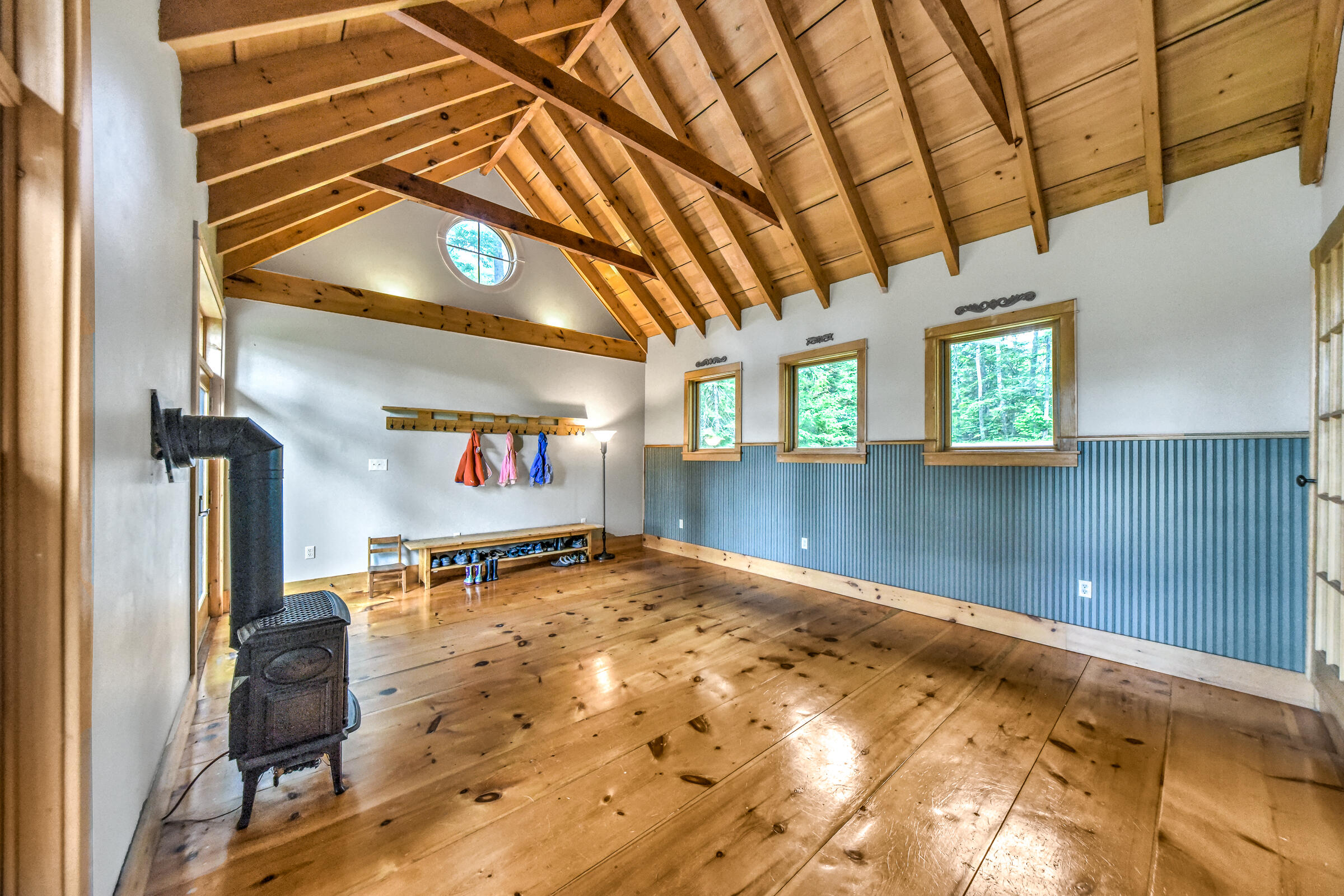 1230 Medway Road Millinocket, ME 04462 - Photo 18 of 68 Great room