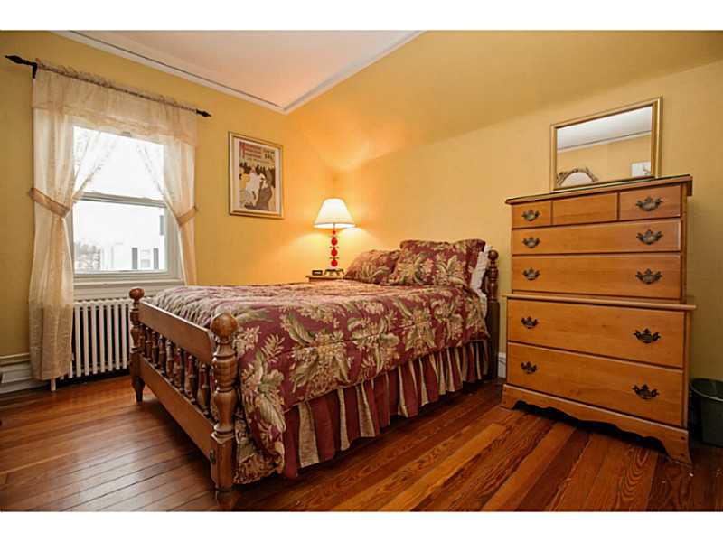15 Eastnor Road Newport, RI 02840 - Photo 14 of 22 Bedroom.