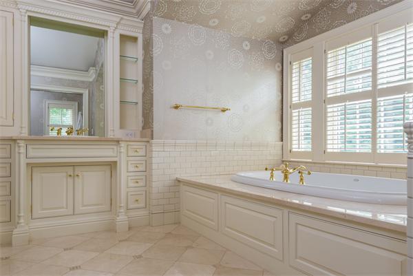 52 Chestnut Street Weston, MA 02493 - Photo 20 of 26