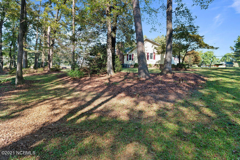 861 Claude Scott Road Warsaw, NC 28398 - Photo 5 of 31 IMG_1993