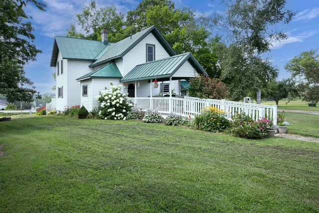 $799,000 | N3711 State Road 47, Bonduel, WI 54107