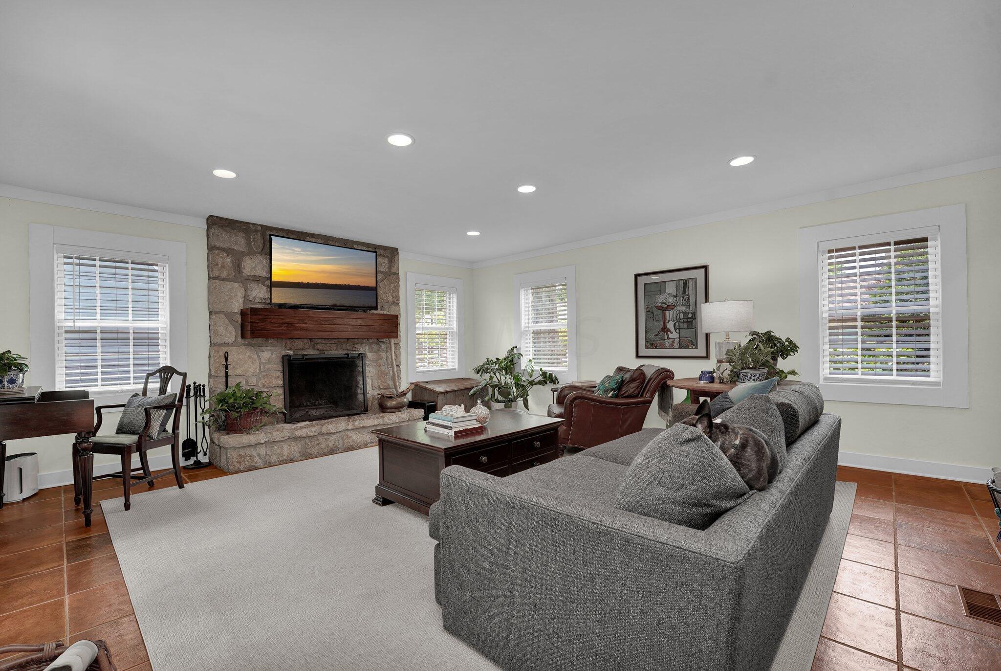 2500 Henthorn Road Upper Arlington, OH 43221 - Photo 15 of 55 Great Room