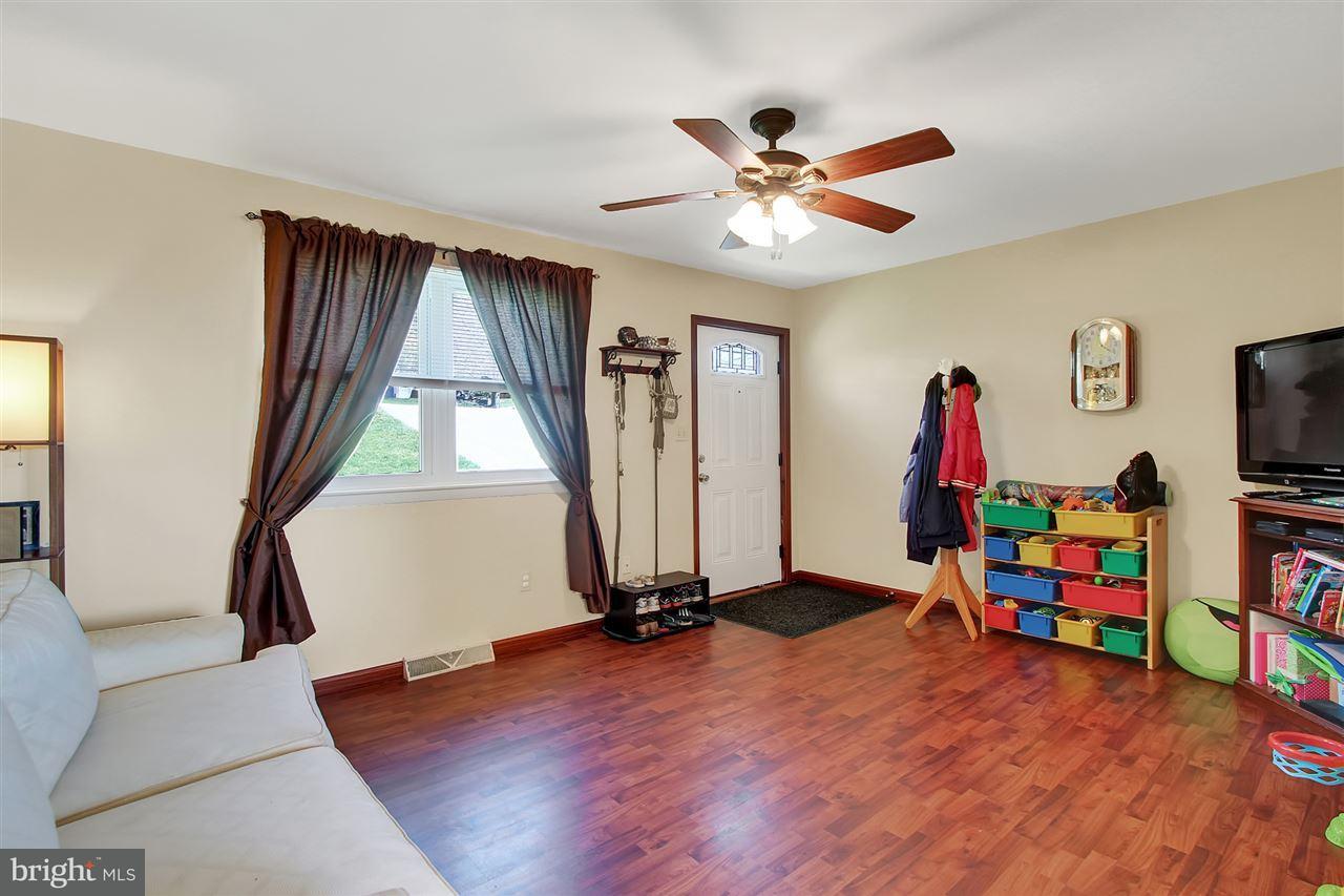 2160 Ridge Road York, PA 17406 - Photo 2 of 25 Gallery Image 2