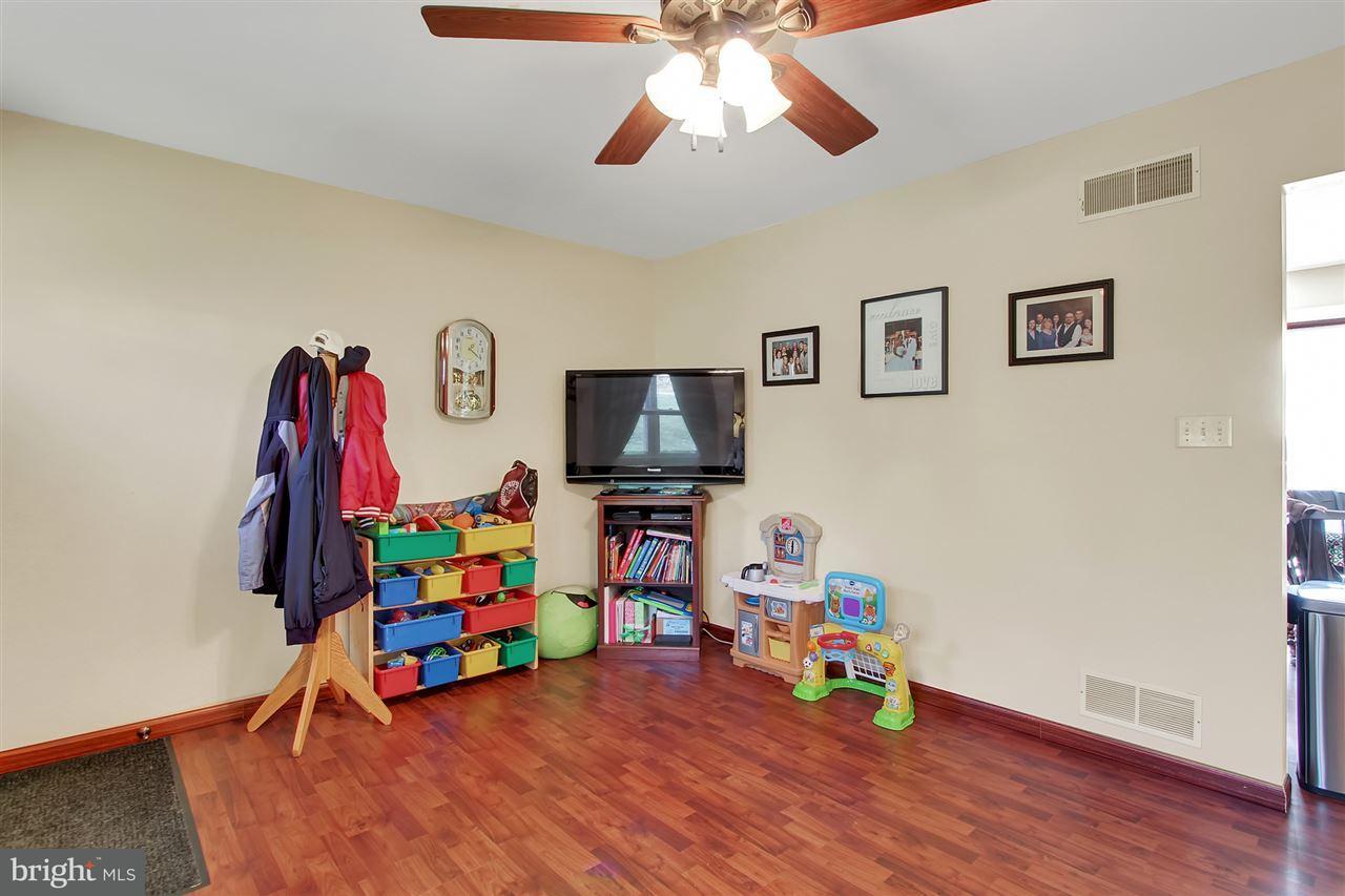 2160 Ridge Road York, PA 17406 - Photo 5 of 25 Gallery Image 5