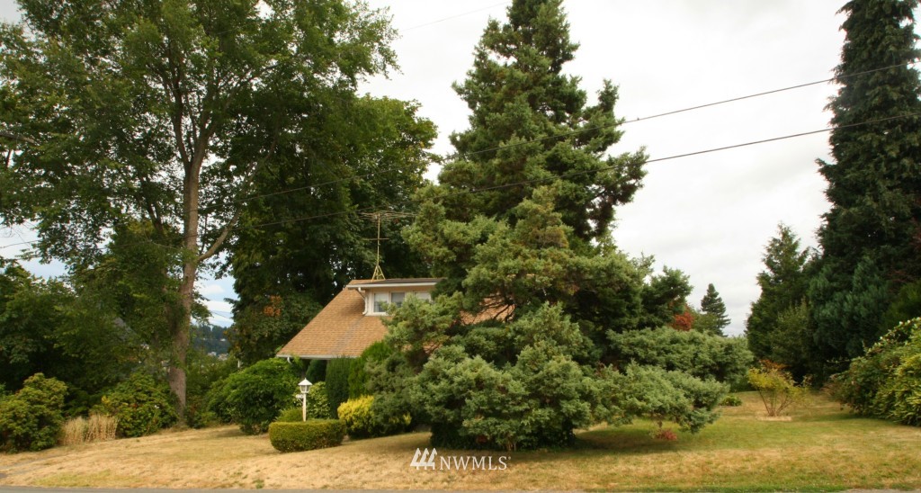 1114 North 33rd Street Renton, WA 98056 - Photo 1 of 1