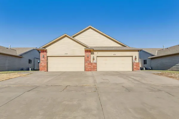 $460,000 | 12708 East Willowgreen Street, Wichita, KS 67207