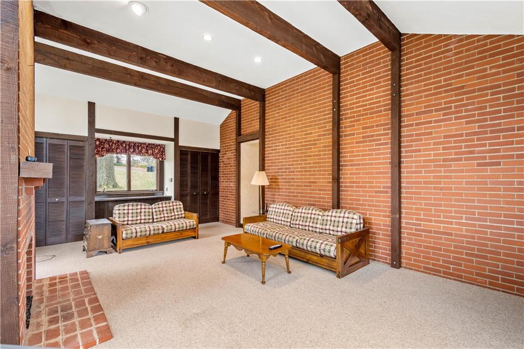 1802 Kent Road Pittsburgh, PA 15241 - Photo 13 of 25 Gallery Image 13