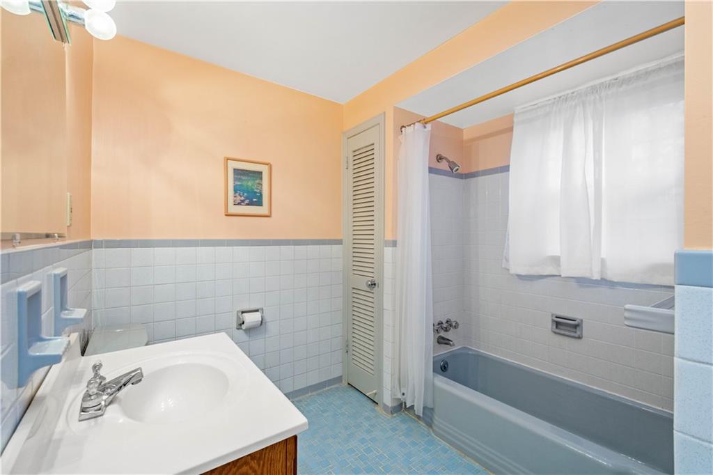1802 Kent Road Pittsburgh, PA 15241 - Photo 21 of 25 Gallery Image 21