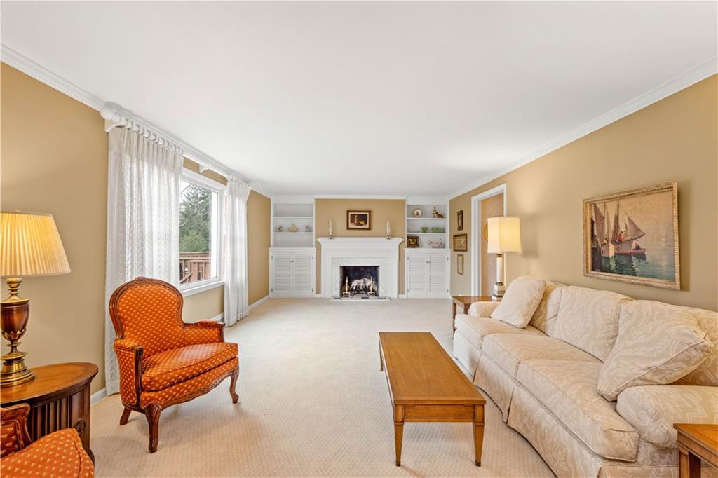 1802 Kent Road Pittsburgh, PA 15241 - Photo 4 of 25 Gallery Image 4