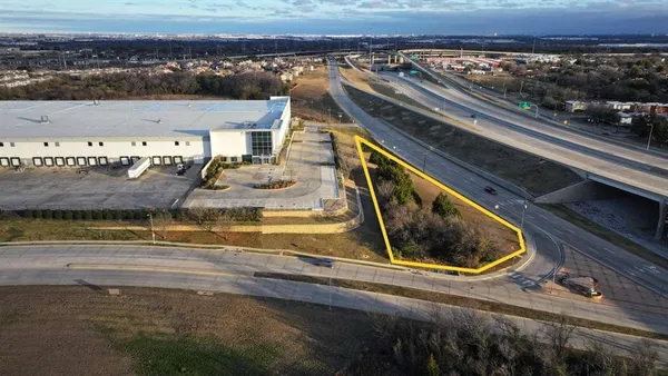 $149,995 | 901 Northwest 19th Street, Grand Prairie, TX 75050