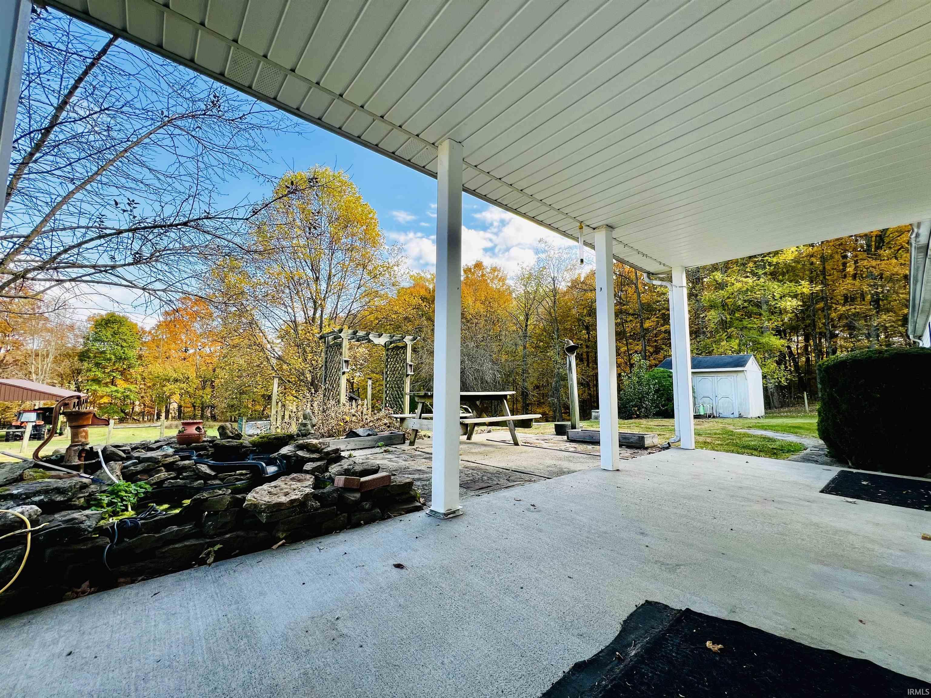 1600 Old Farm Road Bedford, IN 47421 - Photo 20 of 36