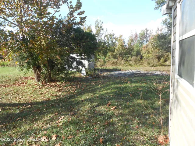 a view of outdoor space with trees