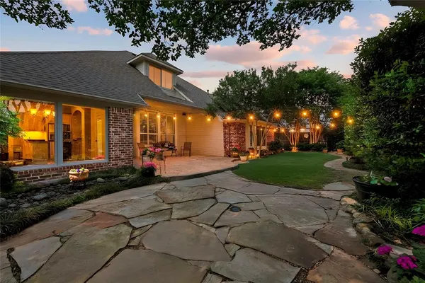 $660,000 | 15 Center Court, Heath, TX 75032