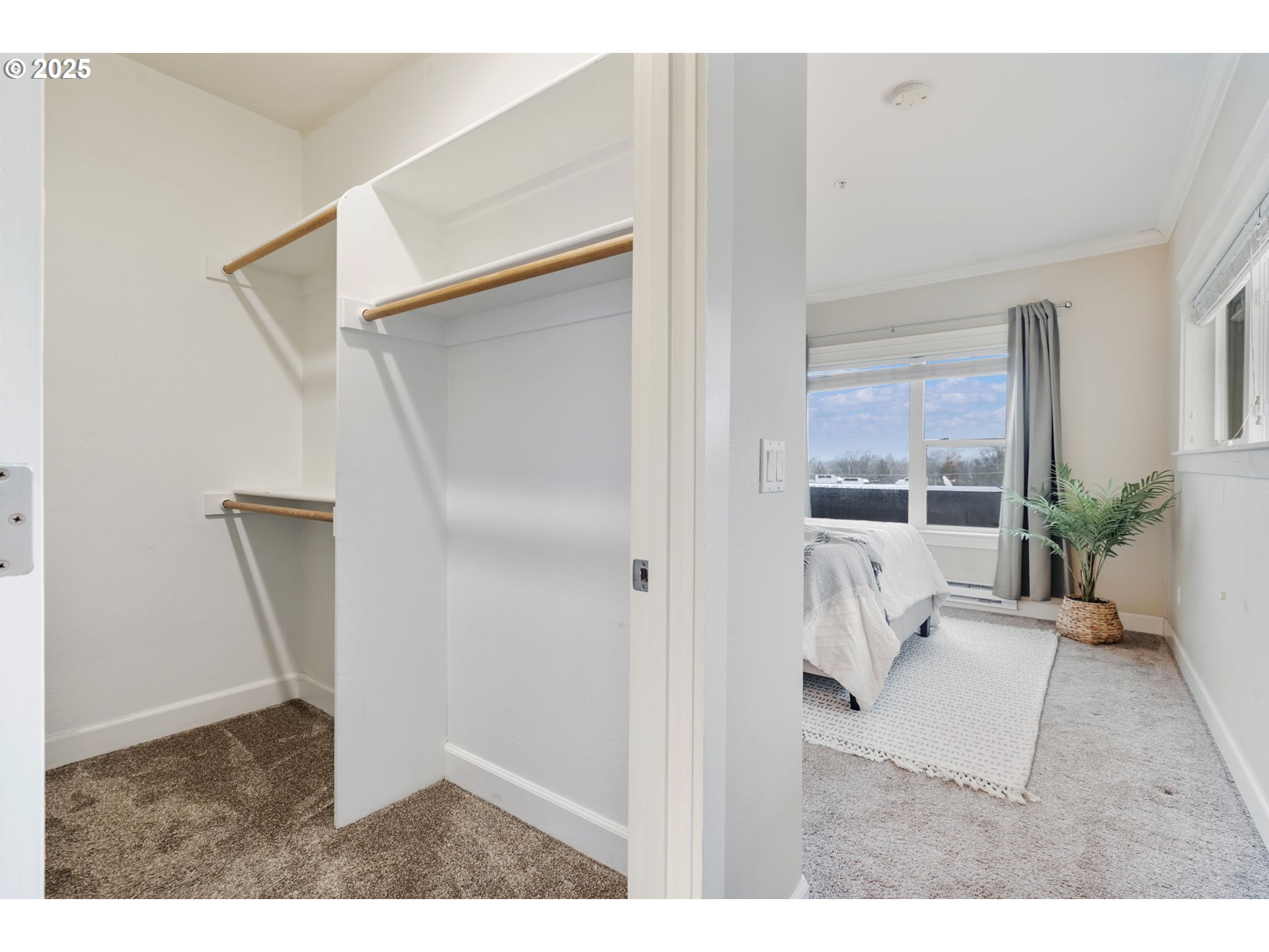 618 Southwest Nevada Street, Unit F Portland, OR 97219 - Photo 26 of 40 Gallery Image 26