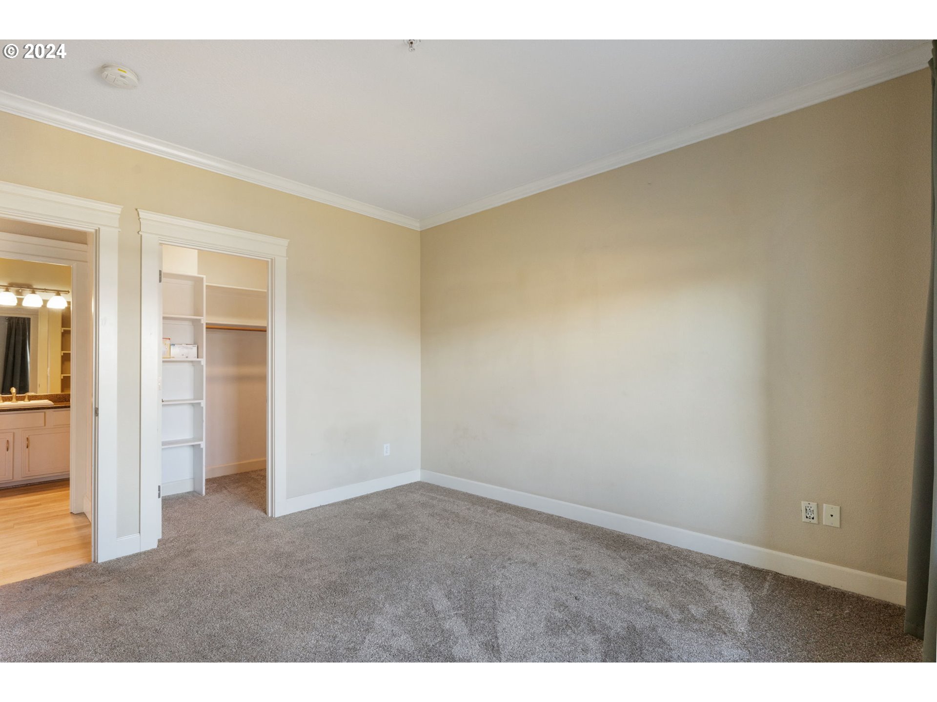 618 Southwest Nevada Street, Unit F Portland, OR 97219 - Photo 30 of 40 Gallery Image 30