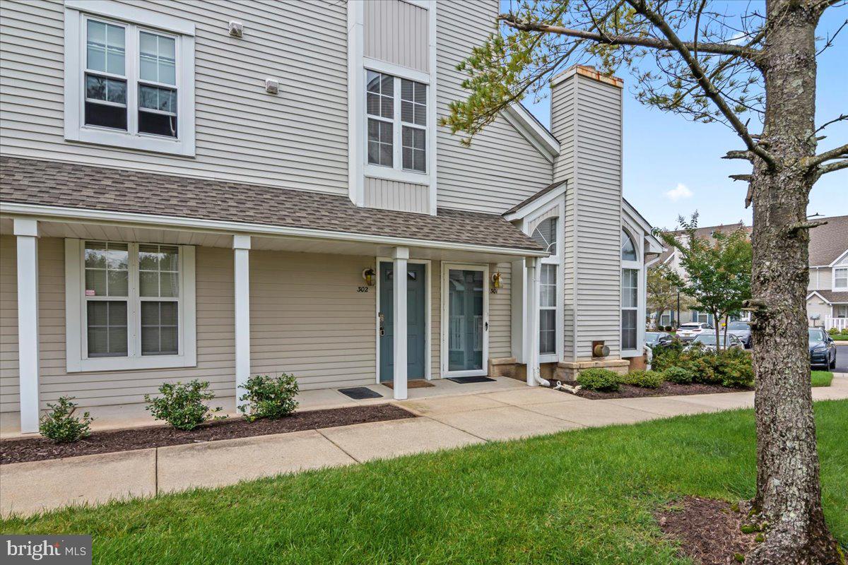 302 Wharton Road Mount Laurel, NJ 08054 - Photo 2 of 24 Gallery Image 2