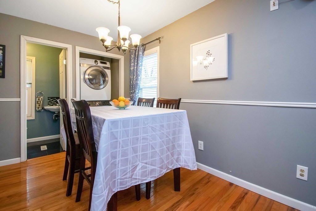 220 Nottingham Street Springfield, MA 01104 - Photo 10 of 30 a dining room with furniture and window