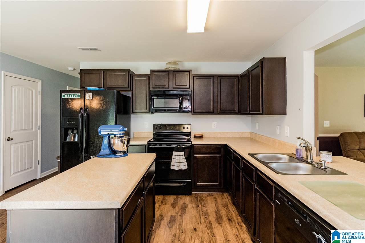 198 Sarah Way Kimberly, AL 35091 - Photo 6 of 40